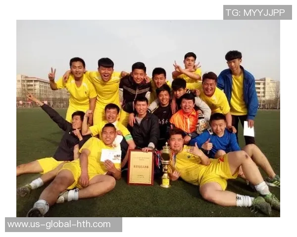 大学生高职组足球赛季回顾与发展趋势分析探讨